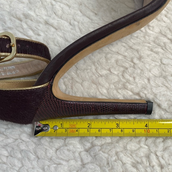 Club Monaco Casey Stiletto Heel Sandals Burgundy Calf Hair Gold Trim 37.5 US 7 - Picture 11 of 11